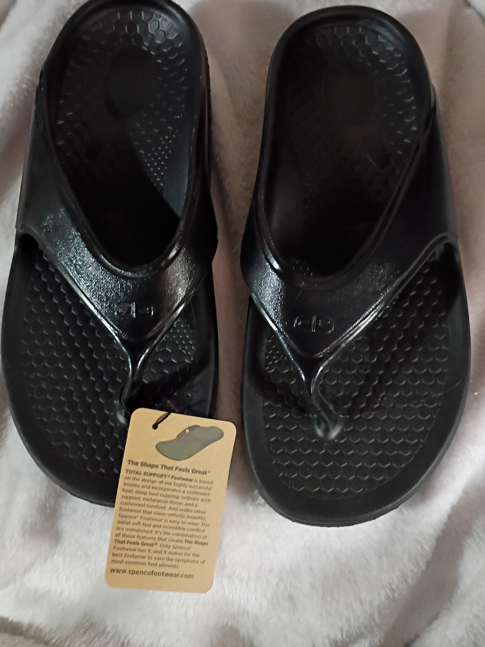Spenco Yumi Men's Black Logo Thong Slip-On Sandals Cushioned Comfort M-10, W-11